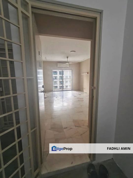 Kenanga Apartment • Freehold Non-Bumi • 3R2B • Level 2 • RM350K Nego, Selangor, Puchong