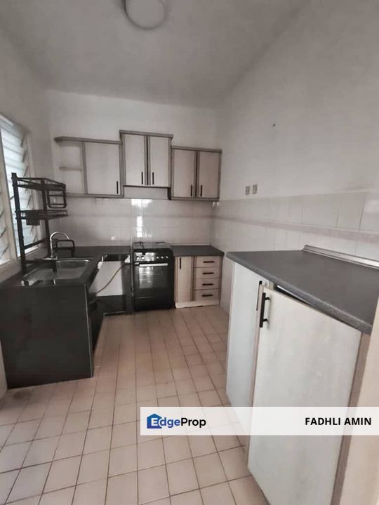 Kenanga Apartment • Freehold Non-Bumi • 3R2B • Level 2 • RM350K Nego, Selangor, Puchong