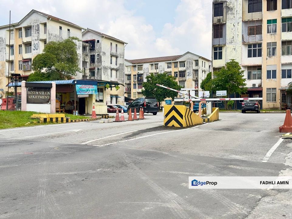 RENOVATED | CORNER | LEVEL 2 | Rista Villa Puchong — RM145K Slightly Nego, Selangor, Puchong