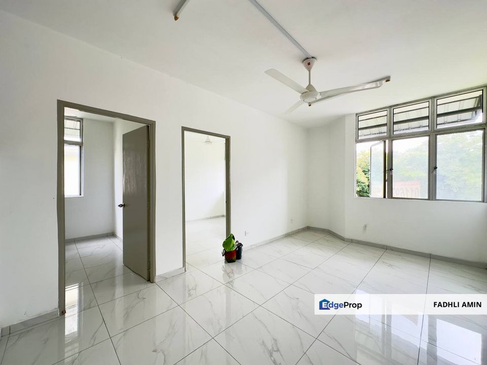 RENOVATED | CORNER | LEVEL 2 | Rista Villa Puchong — RM145K Slightly Nego, Selangor, Puchong