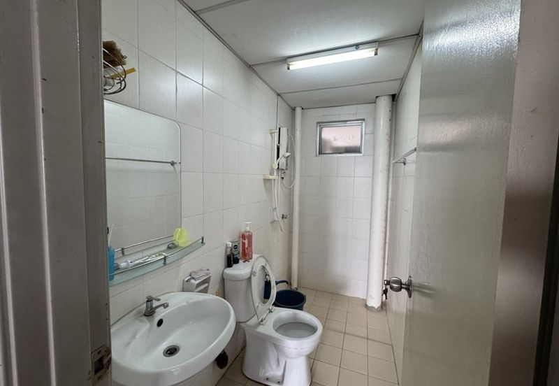 Corner Unit | Freehold Non-Bumi | Putra Majestik Jalan Ipoh RM400K