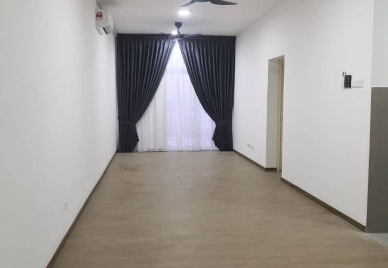 PR1MA Lakefront Homes