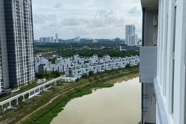 PR1MA Lakefront Homes