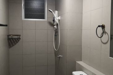 PR1MA Lakefront Homes