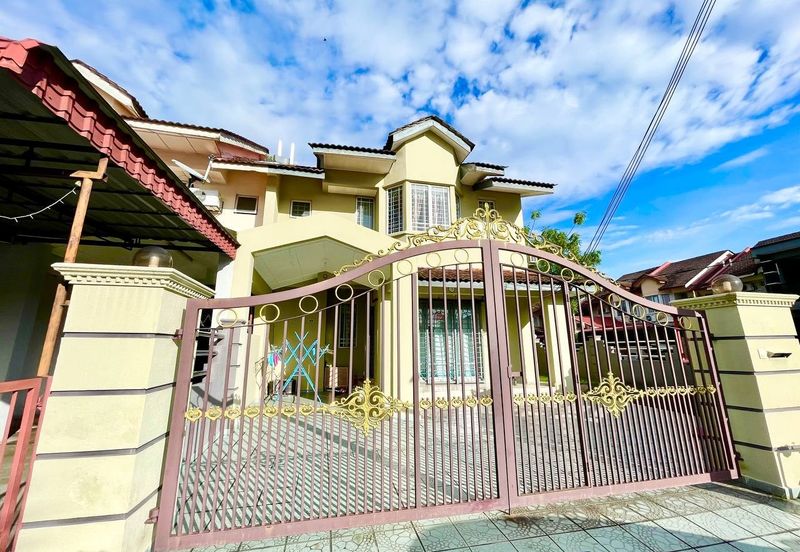 Double Storey Corner Lot – Bandar Utama Batang Kali