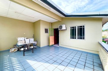 Double Storey Corner Lot – Bandar Utama Batang Kali