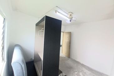 PPR Intan Baiduri, Kepong Utara – For Sale RM160K Nett