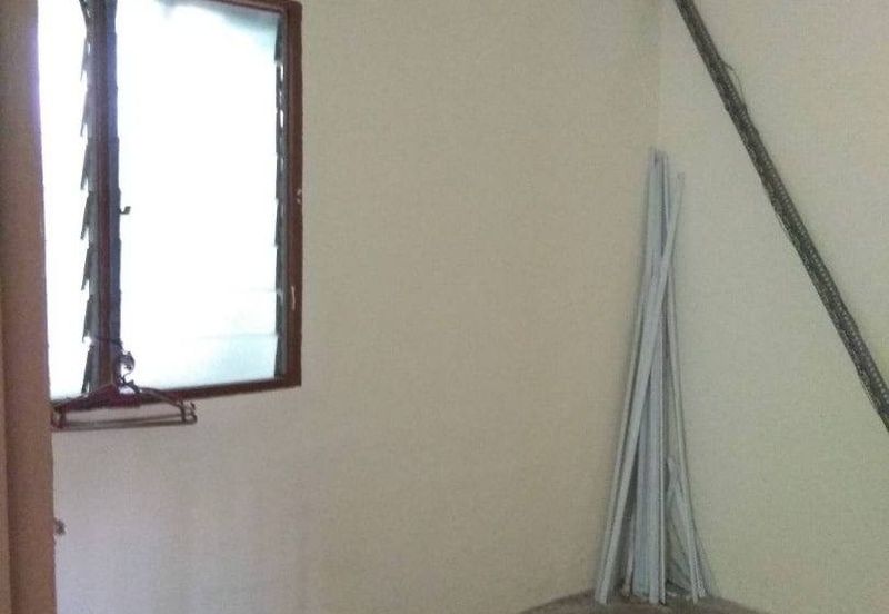 Pangsapuri Sri Anggerik 2, Bukit Sentosa – RM59,000