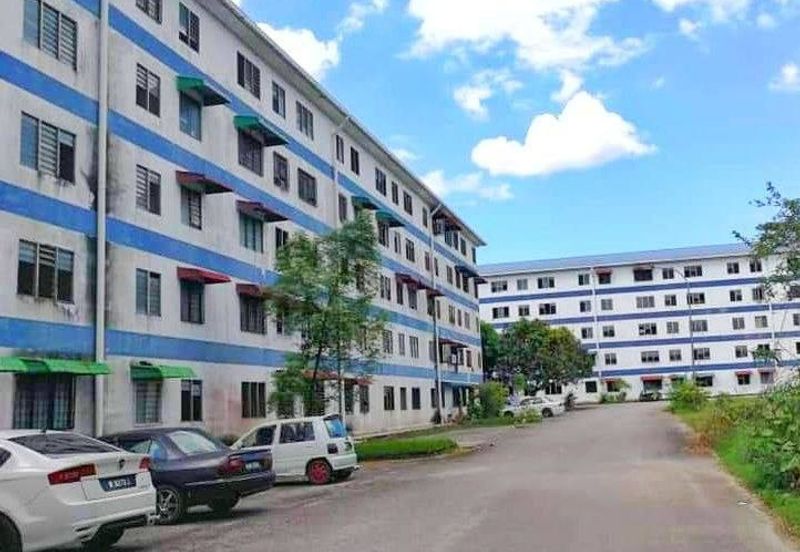 Pangsapuri Sri Anggerik 2, Bukit Sentosa – RM59,000