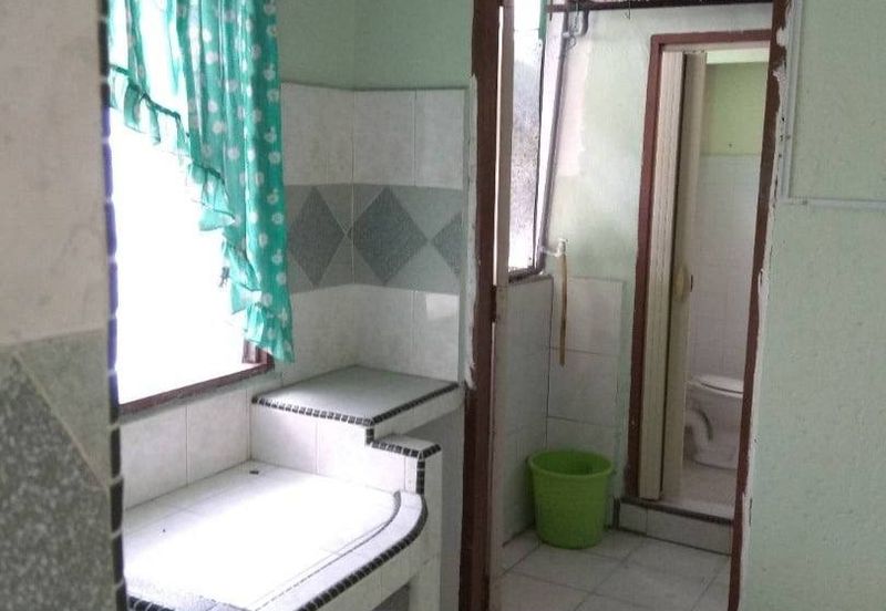 Pangsapuri Sri Anggerik 2, Bukit Sentosa – RM59,000