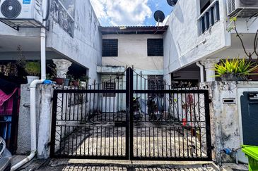 Double Storey Marudi 9 Jinjang KL – RM240K Only‼️