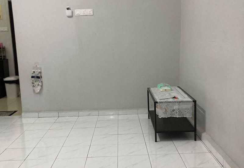 1-Storey Terrace Taman Sri Tanjung Semenyih • Furnished • RM1,500