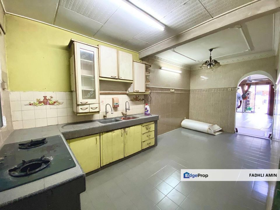 Bandar Country Homes Rawang Double Storey Terrace House For Sale Renovated Extended Near School, Selangor, Rawang