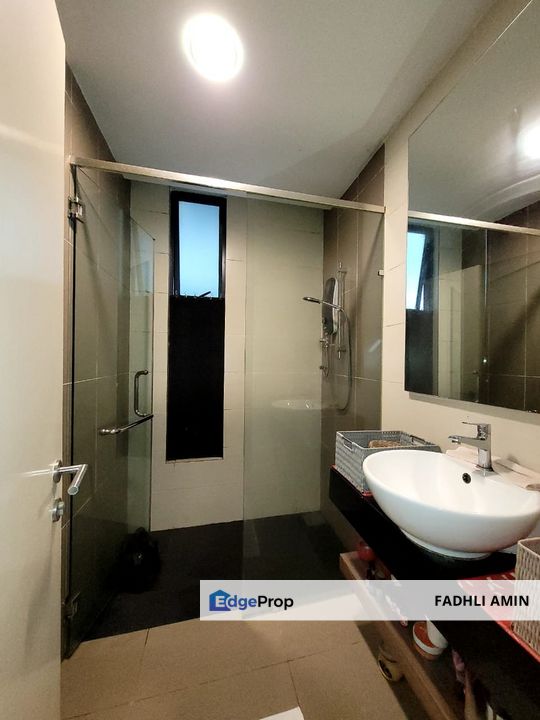 Lakepark Residence Selayang Condominium For Sale Facing Swimming Pool Price Reduced, Selangor, Selayang