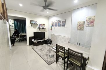 Taman Tamu Hillpark (Seksyen 4)