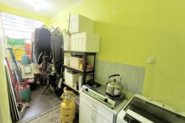 Taman Tamu Hillpark (Seksyen 4)