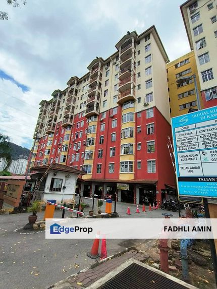 Apartment Sri Astana Taman Selayang First Floor Unit For Sale 4 Bedrooms Near MRR2 & DUKE, Selangor, Selayang