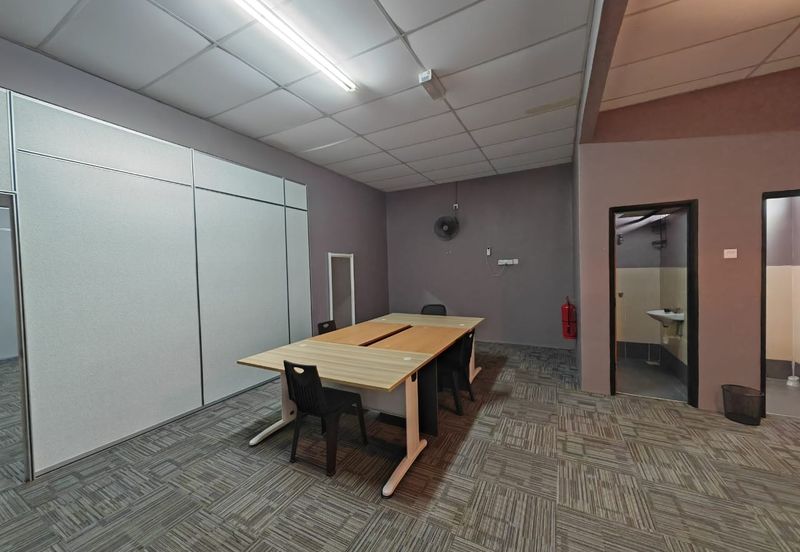 Fully Furnished Ready to Move in Office@ Pusat Perniagaan Putra Sentosa, Bukit Baru Ayer Keroh.