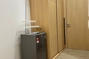 The Colony by Infinitum