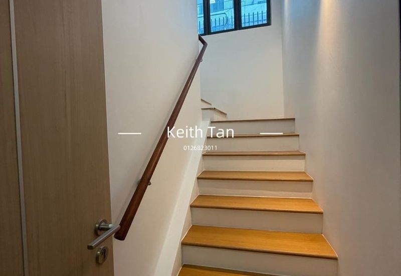 The Colony by Infinitum