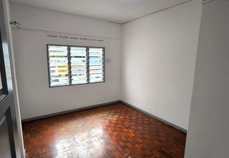 1st Floor Kampung Lapan Flat for Sale Family Store