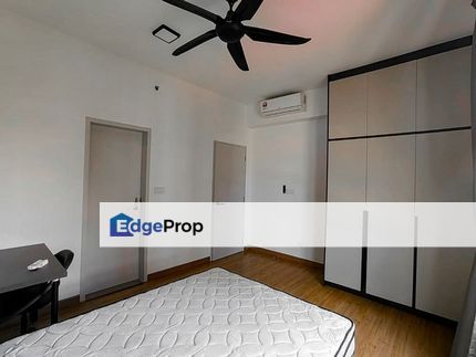 Master Room attached Bathroom, Window Viewing Facilities (Suitable Executive), Selangor, Kota Kemuning