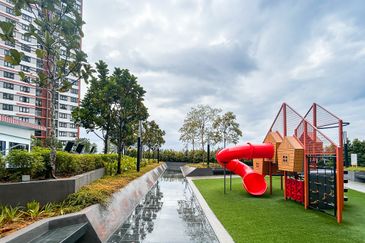 Amber Residence @ twentyfive.7