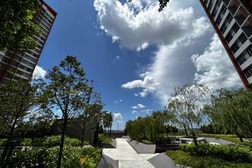 Amber Residence @ twentyfive.7