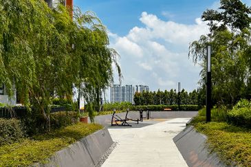 Amber Residence @ twentyfive.7