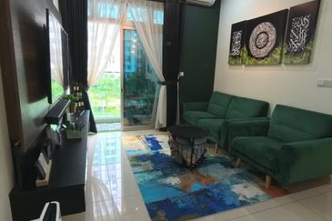 Meridin Bayvue Apartment