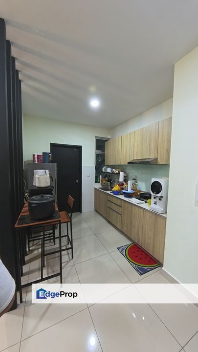 Meridin Bavue, Masai 3 Bedroom Well Maintained unit for Sale, Johor, Masai