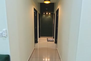 Meridin Bayvue Apartment