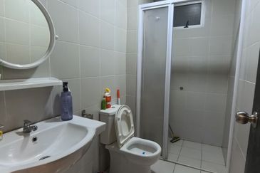 Meridin Bayvue Apartment