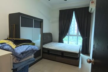 Meridin Bayvue Apartment