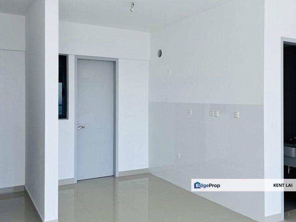 Mezzo @ Gelugor. Waterfront living. Great access & new ammenities., Penang, Gelugor