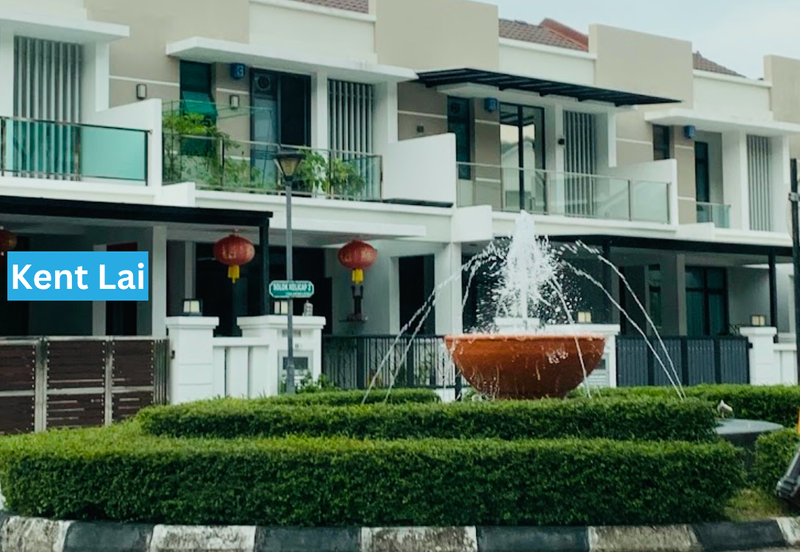 Stramax Residences @ Desaria