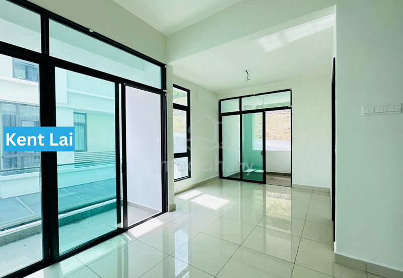 Stramax Residences @ Desaria