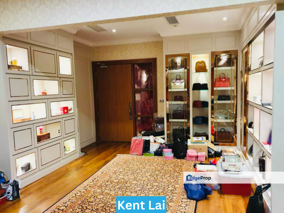 8 Gurney @ Gurney Drive. Luxurious Seafront living with Prestigious address., Penang, Persiaran Gurney