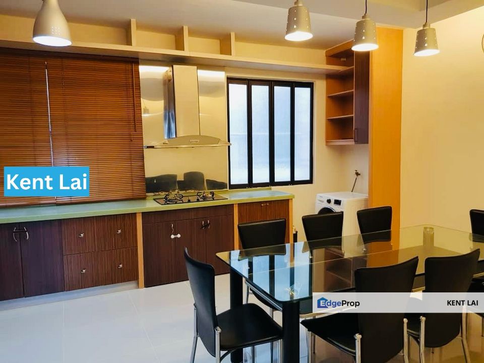 3-storey Link House.Fully furnish. Krystal Court,Sungai Nibong., Penang, Sungai Nibong