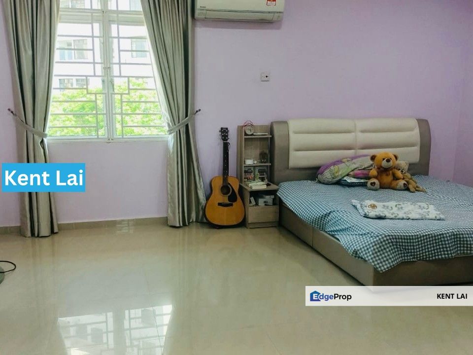 3-storey Townhouse,Gated & Guarded. At Bukit Dumbar Villa 93, Penang, Bukit Dumbar