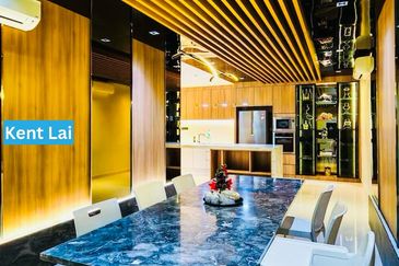 2-storey Semi-D. Big size & beautifully furnish. Casa Idaman@ Ayer Itam.