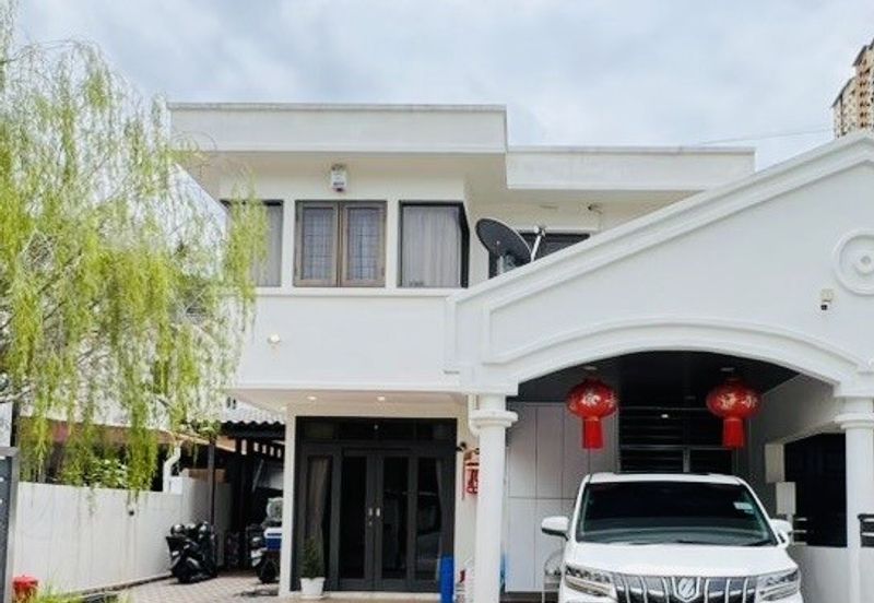 2-storey Semi-D. Spacious & Renovated. Jalan Beriksa @ Ayer Itam.