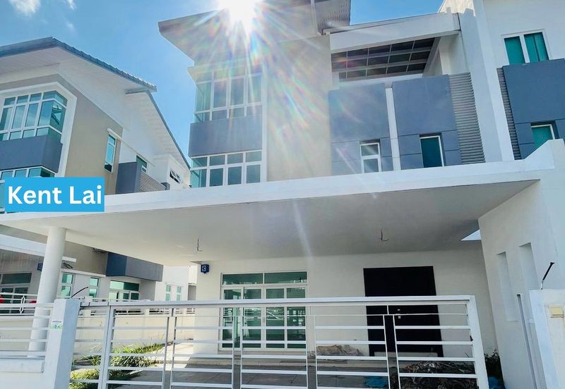 Cypress Villa @ Desaria