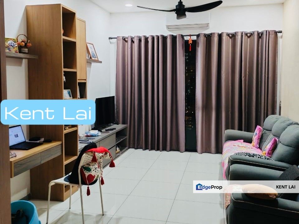 Skyview Residence at Perak Road Fully furnished with 2 carparks for Sale, Penang, Jelutong