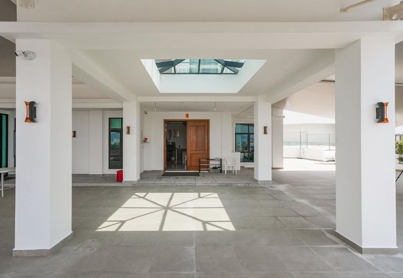 3 Storey Bungalow Batu Maung, Jalan Muzium Perang, Teluk Tempoyak 