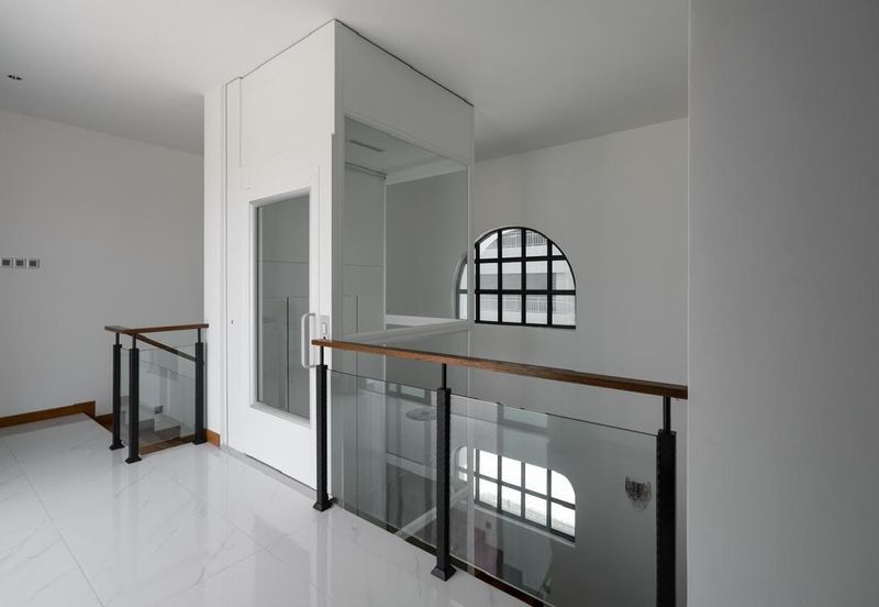 3 Storey Bungalow Batu Maung, Jalan Muzium Perang, Teluk Tempoyak 