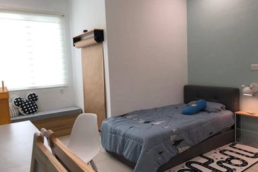 Arasia Perdana (The Clovers)