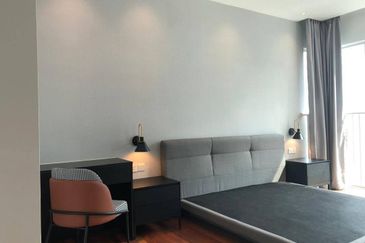 Arasia Perdana (The Clovers)