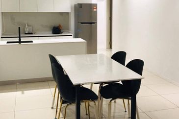 Arasia Perdana (The Clovers)