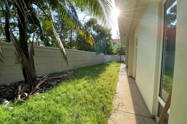 Jalan Seri Tanjung Pinang 